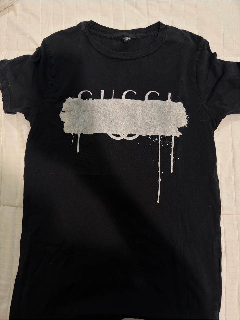 Black tee